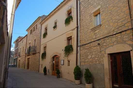 Gasthaus Cal Pastor La Pobla de Cervoles Exterior foto